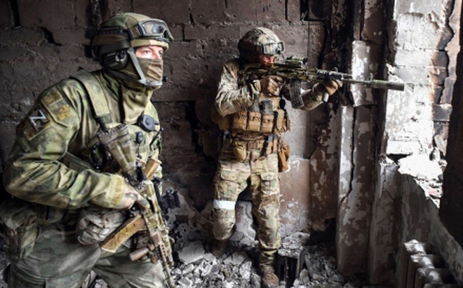 Lính thiện chiến Nga trên chiến trường Ukraine. Ảnh: AFP.