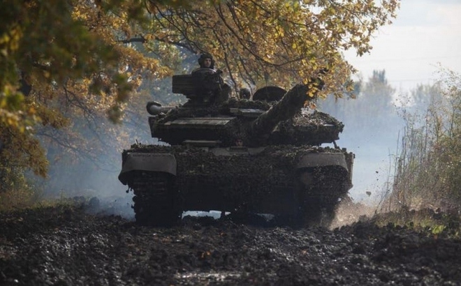 Xe tăng Ukraine ở Donbass. Ảnh: Bộ Quốc phòng Ukraine