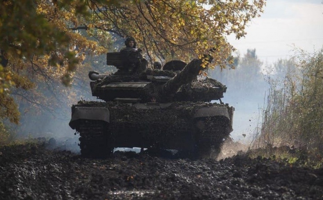 Xe tăng Ukraine ở Donbass. Ảnh: Bộ Quốc phòng Ukraine