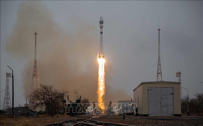 Tên lửa Soyuz của Nga mang theo các vệ tinh rời bệ phóng ở sân bay vũ trụ Baikonur tại Kazakhstan ngày 22/3/2021. Ảnh minh họa: AFP/TTXVN