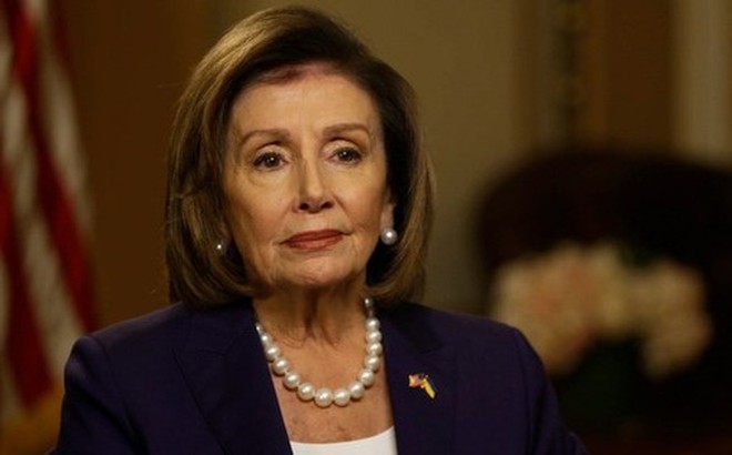 Chủ tịch Hạ viện Mỹ Nancy Pelosi trả lời phỏng vấn đài CNN. Ảnh: CNN