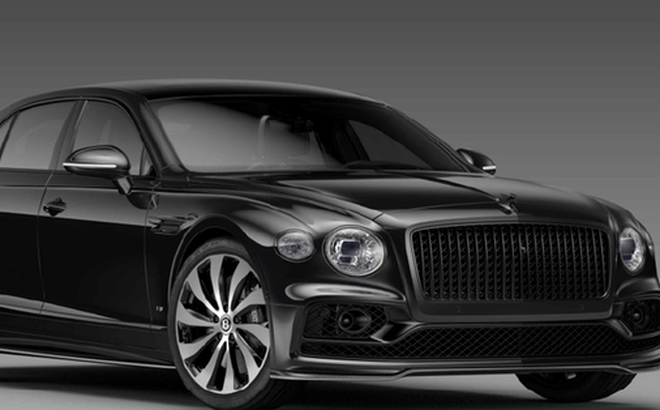 Mặc đồng phục nhân viên kĩ thuật của Ford vào đại lý trộm xe RollsRoyce và  Bentley ngay giữa ban ngày