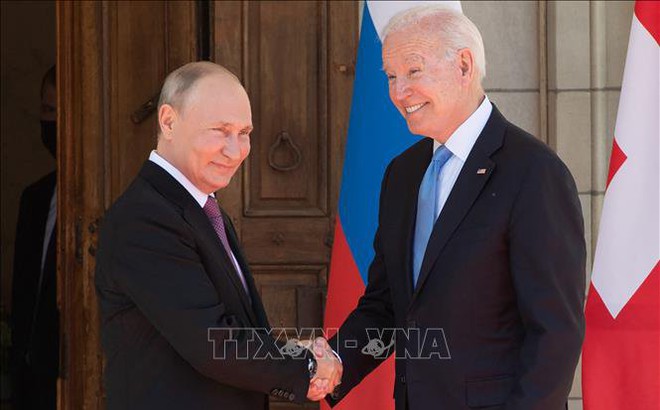 Tổng thống Nga Vladimir Putin (trái) và Tổng thống Mỹ Joe Biden. Ảnh tư liệu: AFP/TTXVN