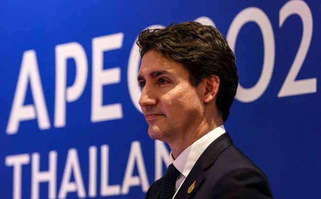 Thủ tướng Canada Trudeau Thủ tướng Trudeau công bố chiến lược ngay sau khi dự các hội nghị tại châu Á như thượng đỉnh G20, hội nghị thượng đỉnh ASEAN tại Campuchia và Diễn đàn Apec.