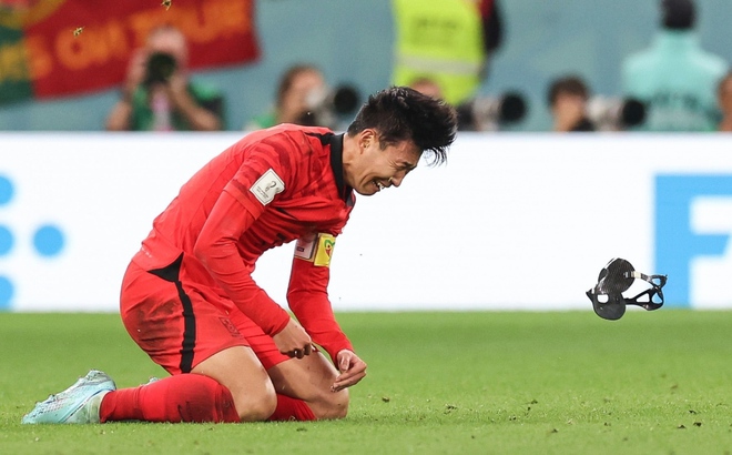 Son Heung-min - Cầu thủ có tầm ảnh hưởng lớn trong làng bóng đá châu Á. Với kỹ thuật điêu luyện và phẩm chất tuyệt vời, anh chàng đã và đang hoàn thành nhiệm vụ của mình trong màu áo Tottenham Hotspur. Hãy cùng xem lại những khoảnh khắc đẹp của Son Heung-min trên sân cỏ.