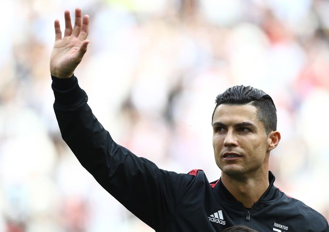 XÁC NHẬN: Ngã ngũ thương vụ Ronaldo rời MU hội ngộ Zidane - Ảnh 1.