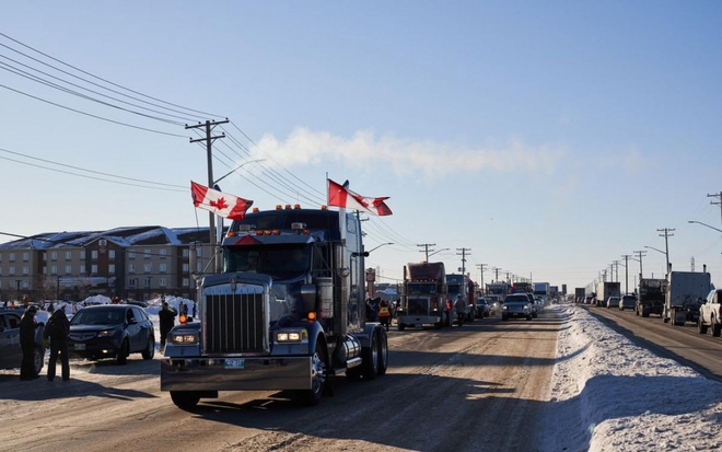 Biểu tình “Đoàn xe tự do”: Từ Canada, ảnh hưởng tới Mỹ và lan tới châu Âu - Ảnh 1.