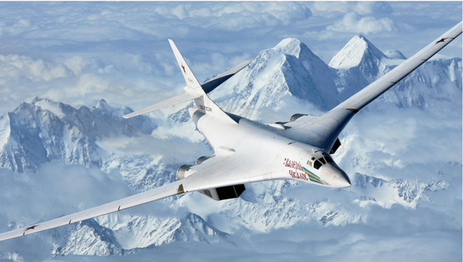 Thiên nga trắng - máy bay ném bom chiến lược nguy hiểm nhất của Nga thời điểm hiện tại - Ảnh 4.