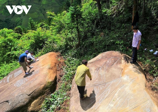 Giải mã bí ẩn về ruộng bậc thang trên đá ở Yên Bái - Ảnh 6.