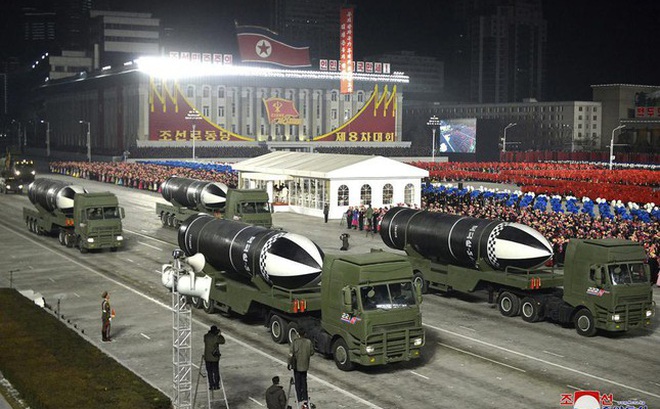 Cuộc duyệt binh ngày 14/1/2021 trên Quảng trường Kim Il-sung (thủ đô Bình Nhưỡng, Triều Tiên). Ảnh: AP.