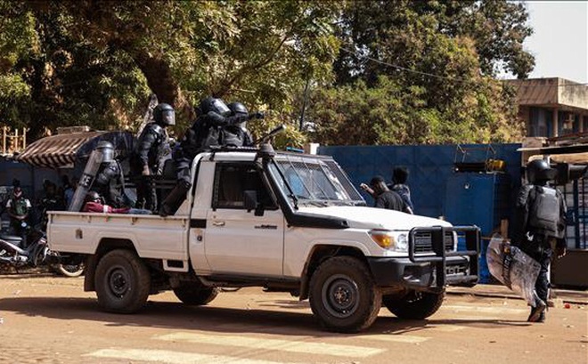 Lực lượng an ninh Burkina Faso tuần tra tại thủ đô Ouagadougou ngày 22/1/2022. Ảnh tư liệu: AFP/TTXVN