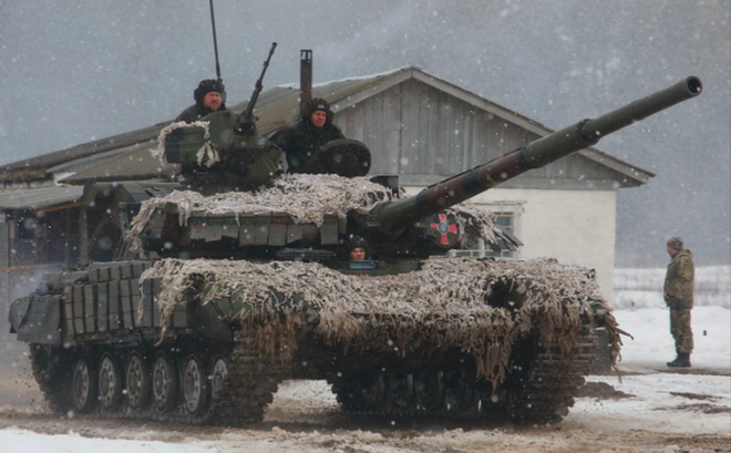 Binh lính Ukraine tham gia cuộc tập trận ngày 10/2. (Ảnh: Reuters)