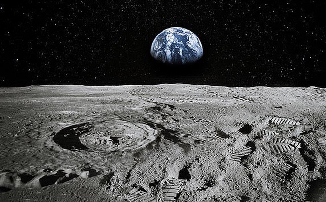 Một mảnh vỡ không gian dự kiến sẽ va vào mặt trăng vào ngày 4/3 tới. Ảnh: Shutterstock