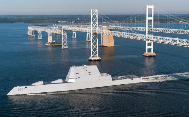 Tàu khu trục tàng hình Zumwalt của Hải quân Mỹ. Ảnh: Sputnik