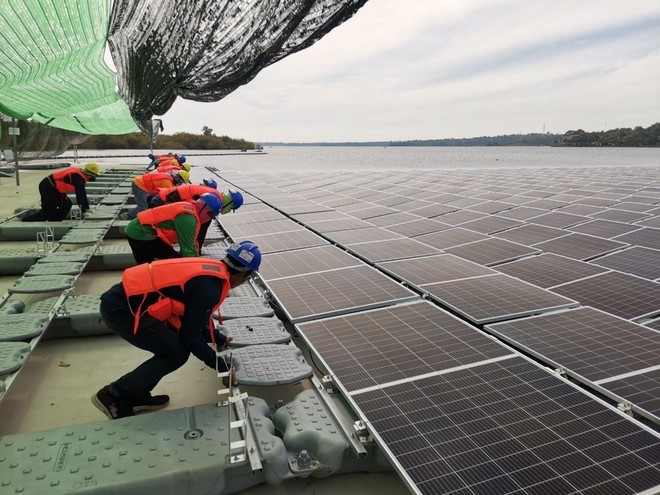 Sirindhorn – Trang trại điện mặt trời nổi lớn nhất thế giới - Ảnh 1. Sirindhorn – Trang trại điện mặt trời nổi lớn nhất thế giới - Ảnh 1.
