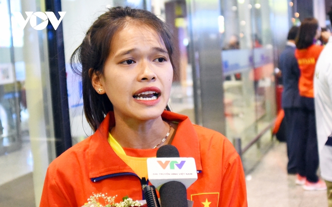 Phạm Thị Hồng Lệ - Trở thành kỷ lục gia điền kinh vì không đủ tiền học võ - Ảnh 3.