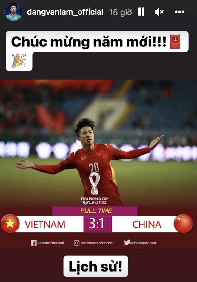 Tuyển Việt Nam về nh&agrave; ăn tết: Văn Đức mua son tặng vợ, Ho&agrave;ng Đức chuyển gần 7 triệu l&igrave; x&igrave; bạn g&aacute;i - Ảnh 5.