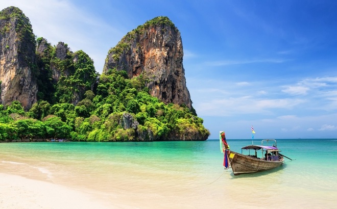 Phuket - một điểm đến du lịch của Thái Lan. Ảnh: Telegraph.