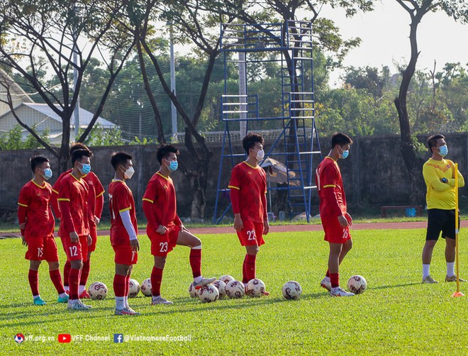 NÓNG: Gặp biến cố lớn, U23 Việt Nam loại một loạt 6 cầu thủ khỏi giải Đông Nam Á - Ảnh 1.