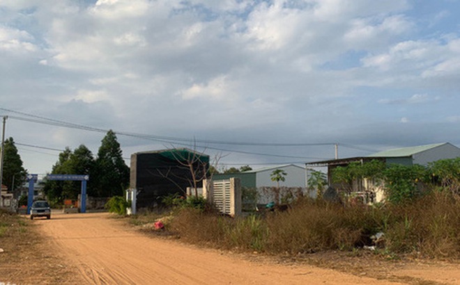 Nguyên phó trưởng Phòng Tài nguyên môi trường huyện Đắk Hà trúng đấu giá trọn gói 67 lô đất tại tổ dân phố 9, thị trấn Đắk Hà