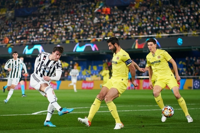 Vlahovic ghi bàn ra mắt Champions League, Juventus vẫn bị Villarreal cầm hoà - Ảnh 1.