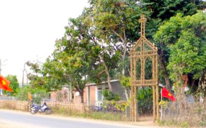 Cổng nhà bà Y Mới. Ảnh: Công an tỉnh Kon Tum