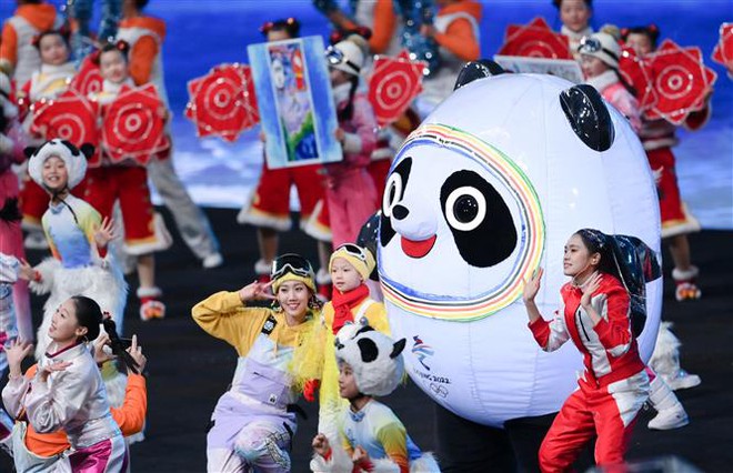  Lễ khai mạc Olympic Bắc Kinh 2022 thắp sáng rực rỡ Sân vận động Tổ chim  - Ảnh 9.
