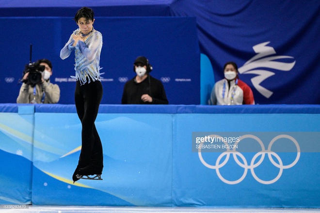 Hoàng tử nổi giận: Yuzuru Hanyu bất mãn với mặt sân băng tại Olympic Bắc Kinh 2022 - Ảnh 6.