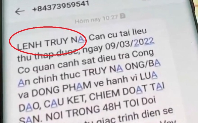 Tin nhắn giả lệnh truy nã được kẻ gian gửi tới điện thoại của người dân. Ảnh cắt từ phóng sự của VTV