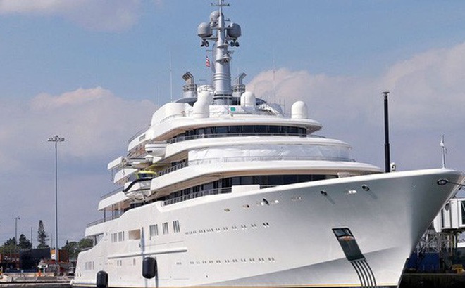 Siêu du thuyền Eclipse, thuộc sở hữu của nhà tài phiệt người Nga Roman Abramovich. Ảnh: Reuters.