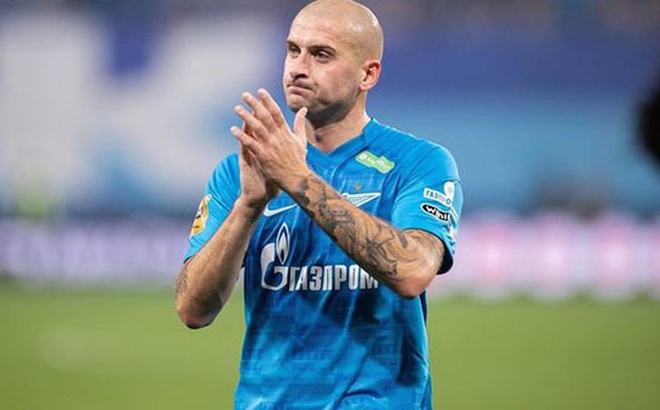 Rakitskyi chia tay Zenit