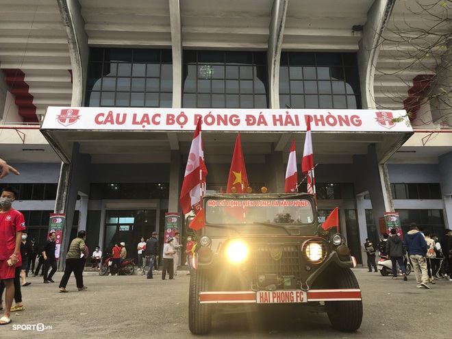Sân Lạch Tray vỡ trận trước trận Hải Phòng - Thanh Hoá - Ảnh 10.