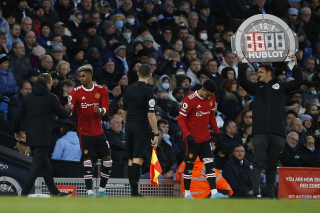 MU “chảy máu” tiền đạo vào cuối mùa: Rashford tới PSG và giọt nước tràn ly? - Ảnh 2.