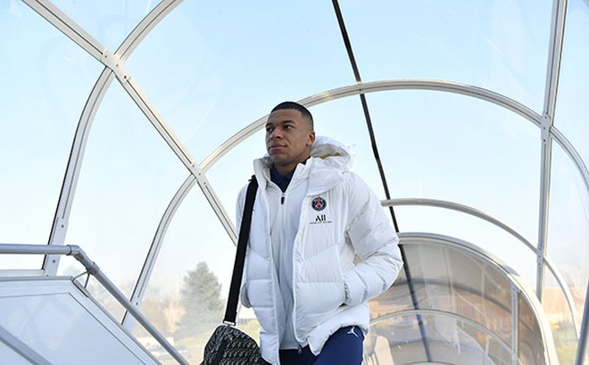 Mbappe lên đường đến Madrid