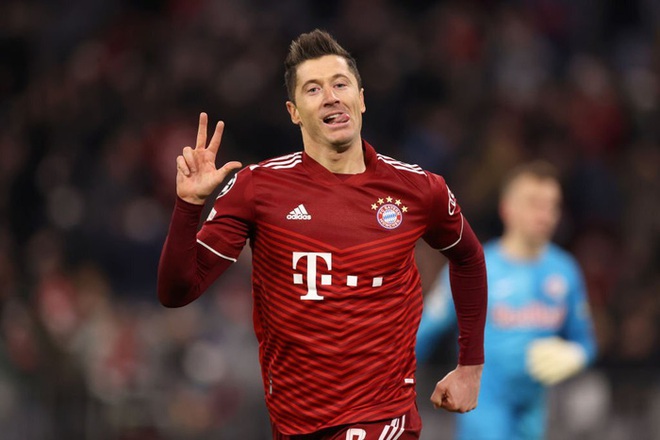 Lewandowski lập kỷ lục hat-trick sớm nhất lịch sử Champions League - Ảnh 1.