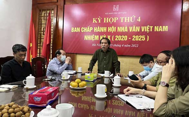 Chủ tịch Nguyễn Quang Thiều phát biểu khai mạc kỳ họp lần thứ 4 Ban Chấp hành Hội Nhà văn Việt Nam khóa X nhiệm kỳ 2020-2025.