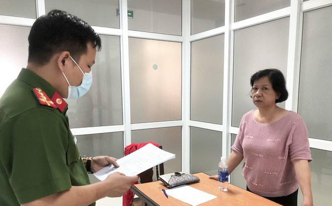 Đối tượng Nguyễn Thị Phương Lan tại cơ quan CSĐT Công an TP Đà Nẵng ngày 1/4.