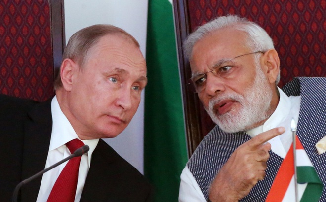 Tổng thống Nga Vladimir Putin và Thủ tướng Ấn Độ trong cuộc gặp tại Hội nghị thượng đỉnh BRICS ở Benaulim, Ấn Độ năm 2016. Ảnh: Getty