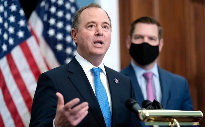 Chủ tịch Ủy ban Tình báo Hạ viện Adam Schiff cho rằng phiên điều trần sẽ giúp làm sáng tỏ "một trong những bí ẩn lớn nhất của thời đại" - Ảnh: AP