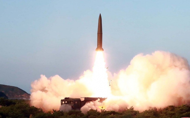 Một vụ thử tên lửa của Triều Tiên. Ảnh: BBC