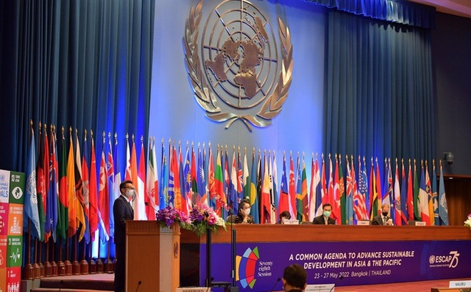 Phó Thủ tướng Vũ Đức Đam phát biểu tại phiên thảo luận cấp cao Khóa họp lần thứ 78 Ủy ban Kinh tế và Xã hội LHQ khu vực châu Á-Thái Bình Dương - Ảnh: VGP/Đình Nam