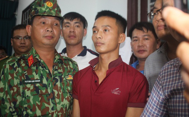 Triệu Quân Sự bị bắt khi "vượt ngục" lần 2 tại quán internet ở TP Tam Kỳ, tỉnh Quảng Nam.
