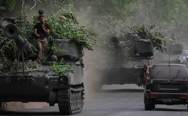 Binh lính Ukraine ở Donetsk ngày 13/6. (Ảnh: Reuters)