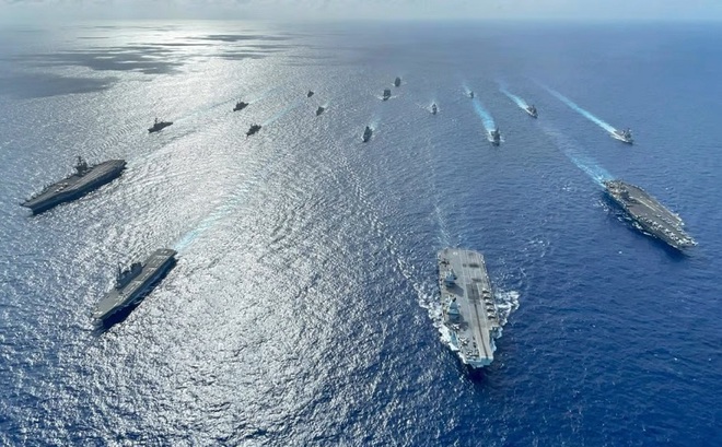Tàu sân bay Mỹ, Anh và Nhật Bản tập trận hồi tháng 10/2021. (Ảnh: Bộ Tư lệnh Ấn Độ Dương - Thái Bình Dương của Mỹ)