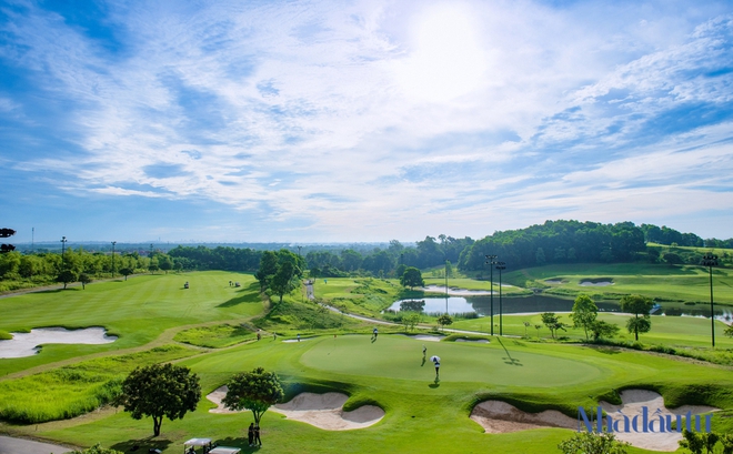 Sân golf Sky Lake Golf and Resort Club. Ảnh: Trọng Hiếu.