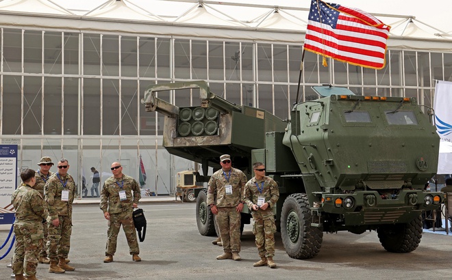 Mỹ sẽ sớm chuyển giao hệ thống vũ khí hạng nặng HIMARS cho Ukraine. Ảnh: AFP