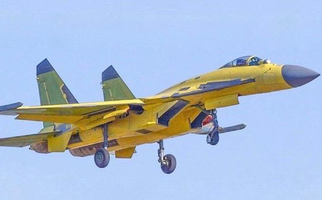 Trung Quốc hé lộ mẫu máy bay chiến đấu ấp ủ trong nhiều năm (Ảnh: Military Watch Magazine)