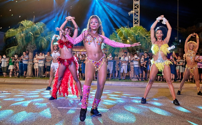 Những vũ điệu nóng bỏng tại lễ hội Carnival Sun Fest Đà Nẵng