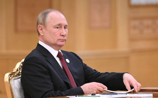 Tổng thống Nga Vladimir Putin tham dự Hội nghị thượng đỉnh Caspi tại Ashgabat, Turkmenistan ngày 29/6. Ảnh: Reuters