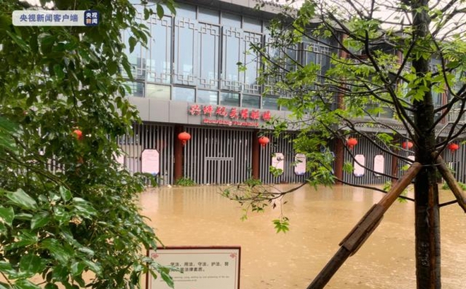 Mưa lớn gây ngập lụt ở Quảng Tây, Trung Quốc. Ảnh: CCTV